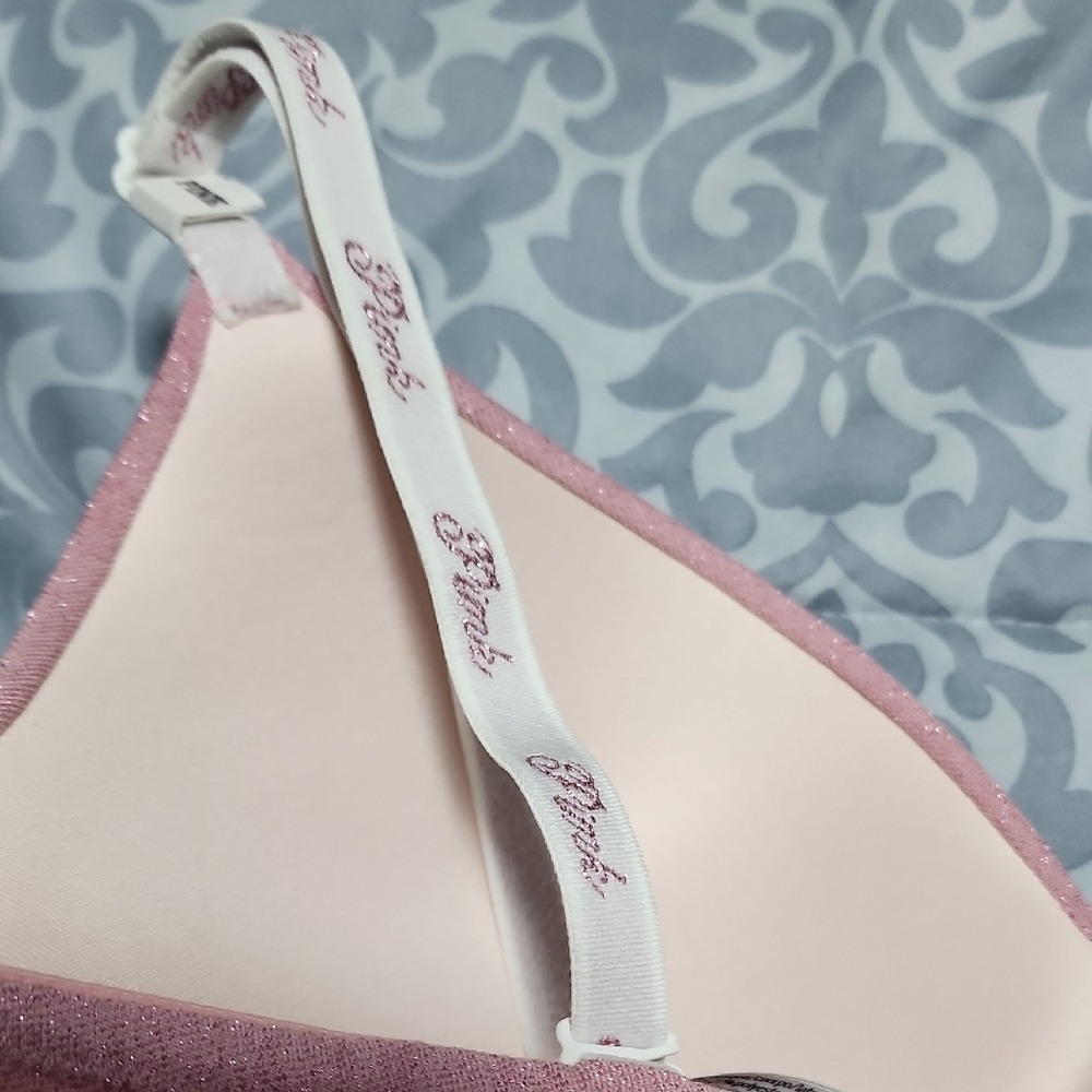 Victoria's Secret Light Pink (Rose) Push Up Bra, Size 34D. - Picture 5 of 7
